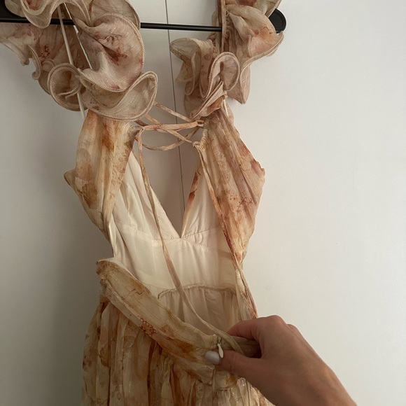 Storia Cream Floral Maxi Dress - Picture 7 of 9